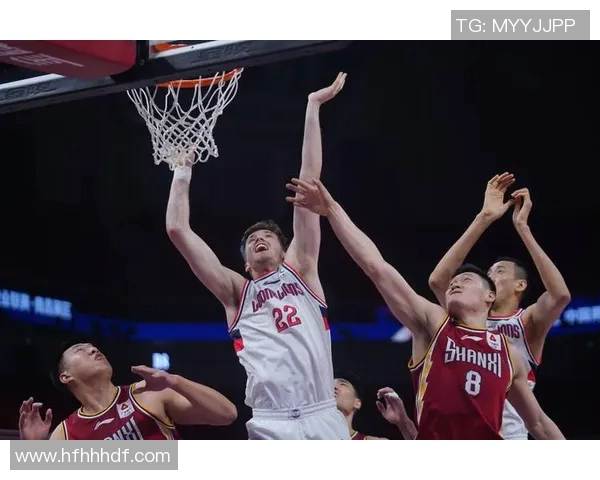 广州篮球队个人能力揭秘：明星球员的成长与技战术分析MBA